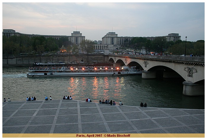 Klik p billedet for at g til det nste foto! IMG_9720 Paris, April 2007 * Fotos: Mads Bischoff