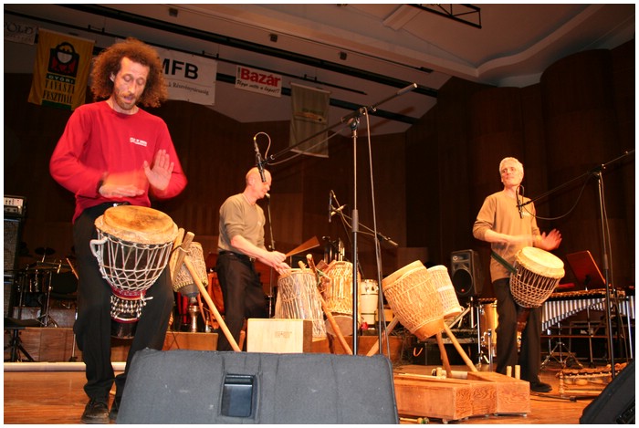 Play 'n Drum Percussion trio p tur i Ungarn IMG_2658.JPG