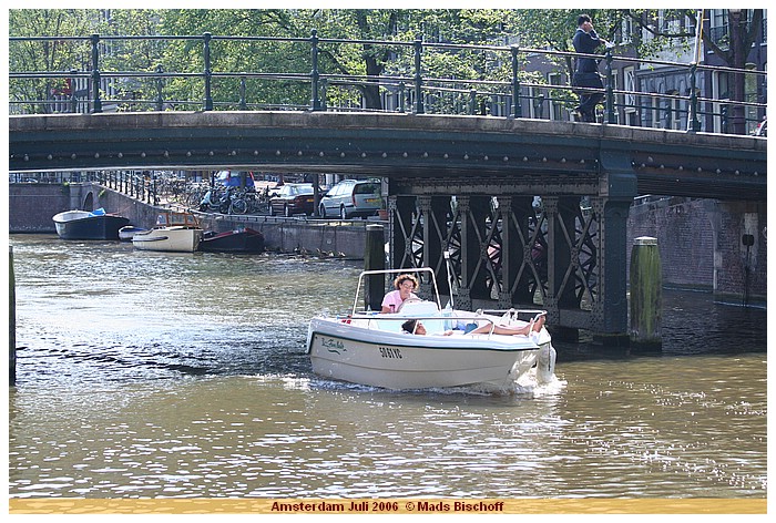 Klik p billedet for at g til det nste foto! IMG_3719 Amsterdam Juli 2006 * Fotos: Mads Bischoff