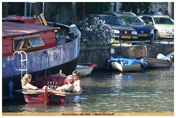 Klik p billedet for at g til det nste foto! IMG_3723 Amsterdam Juli 2006 * Fotos: Mads Bischoff