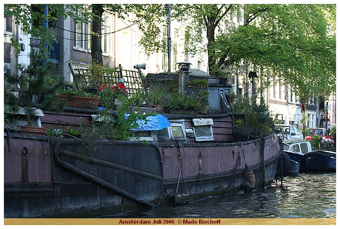 Klik p billedet for at g til det nste foto! IMG_3781 Amsterdam Juli 2006 * Fotos: Mads Bischoff