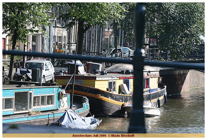 Klik p billedet for at g til det nste foto! IMG_3922 Amsterdam Juli 2006 * Fotos: Mads Bischoff