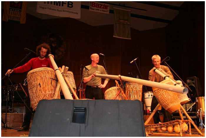 Play 'n Drum Percussion trio p tur i Ungarn IMG_2672.JPG