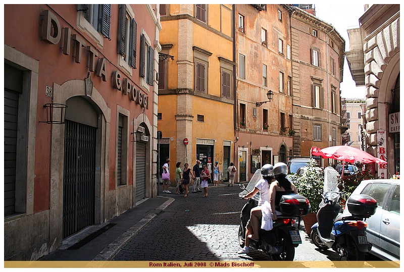 Klik p billedet for at g til det nste foto! IMG_8129 Rom Italien, Juli 2008 * Fotos: Mads Bischoff